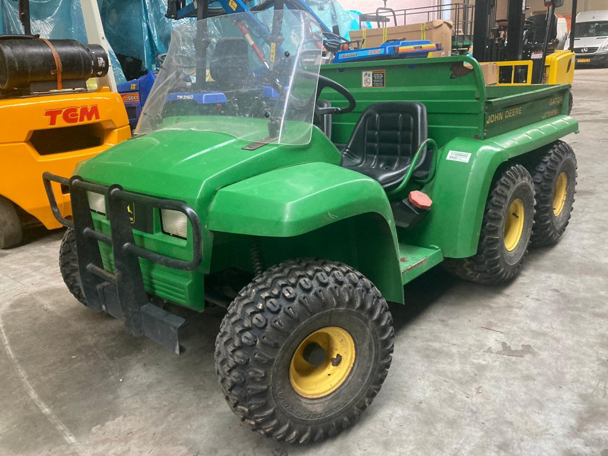 John Deere gator