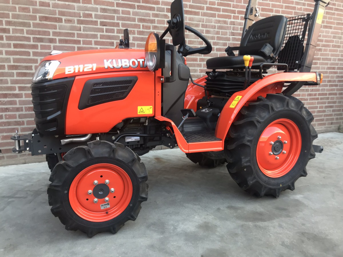Kubota B1121, nieuw binnen