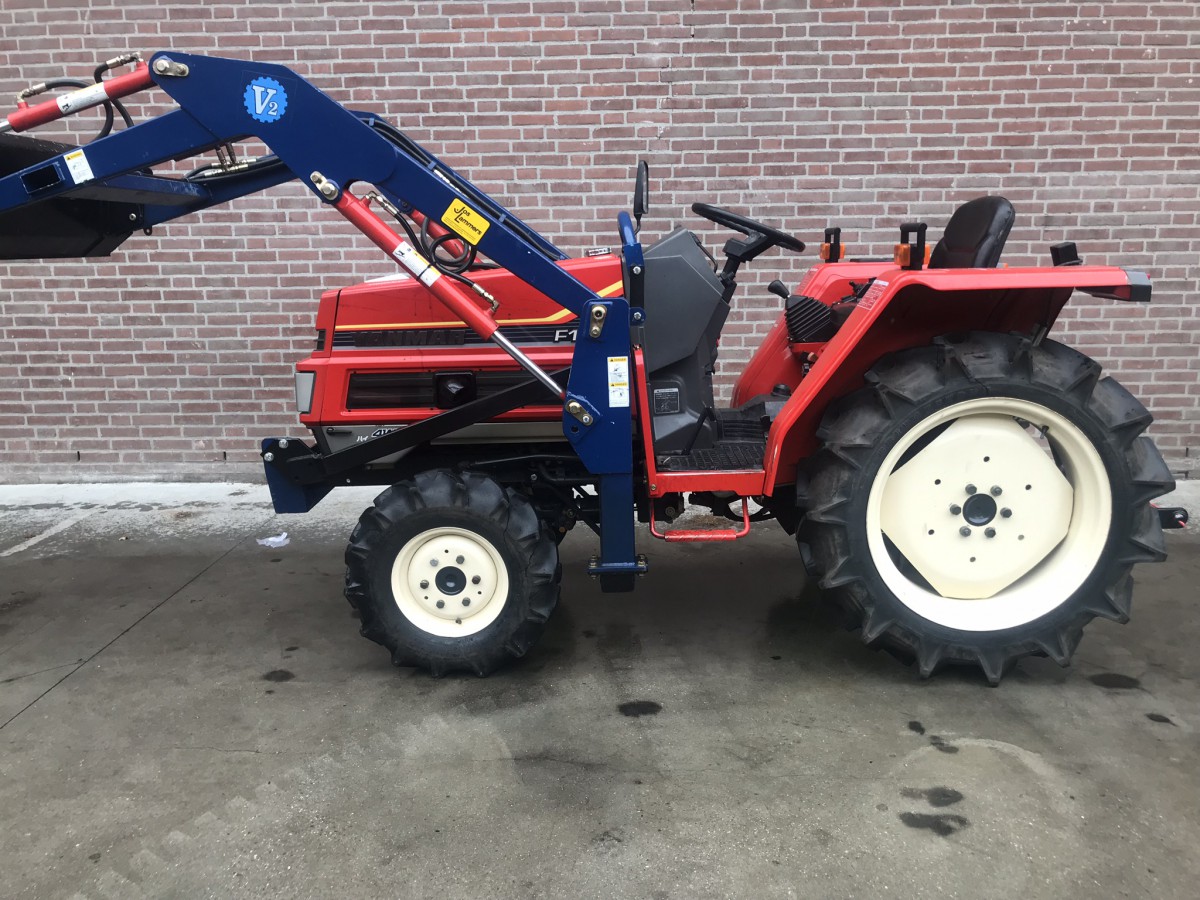 Yanmar F195 met voorlader