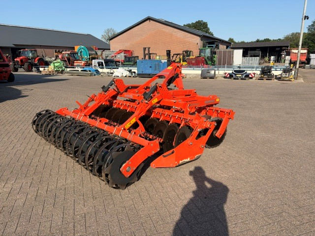 Kubota CU2300