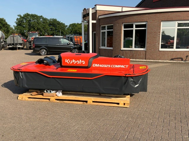 Kubota DM4032S Compact maaier Geschikt voor stalvoedering