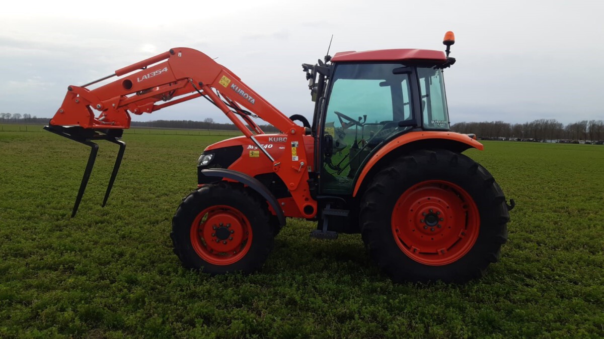 Kubota M9540 met voorlader