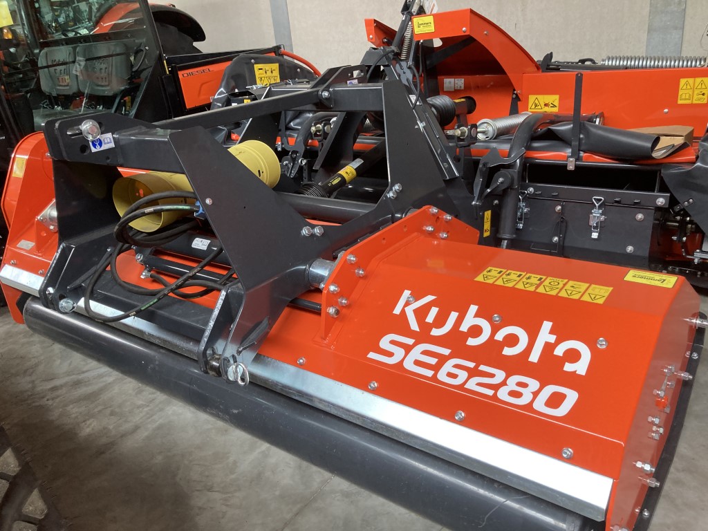 Kubota SE6280