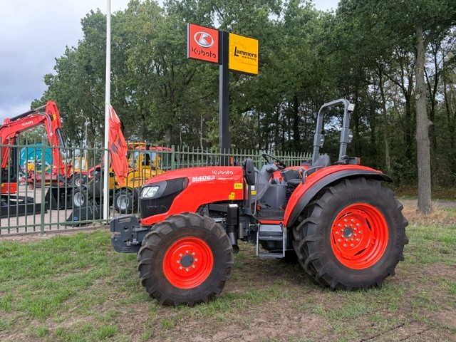 Kubota M4063