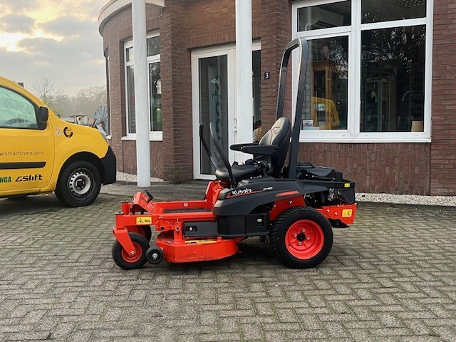 Kubota Z1-421
