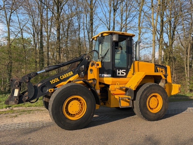 JCB 426